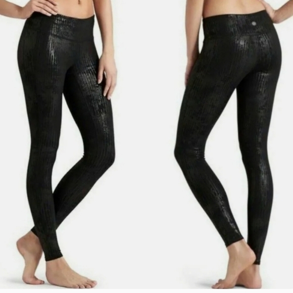 Athleta Pants - Athleta Chaturanga Metallic Crackle Leggings Size XL